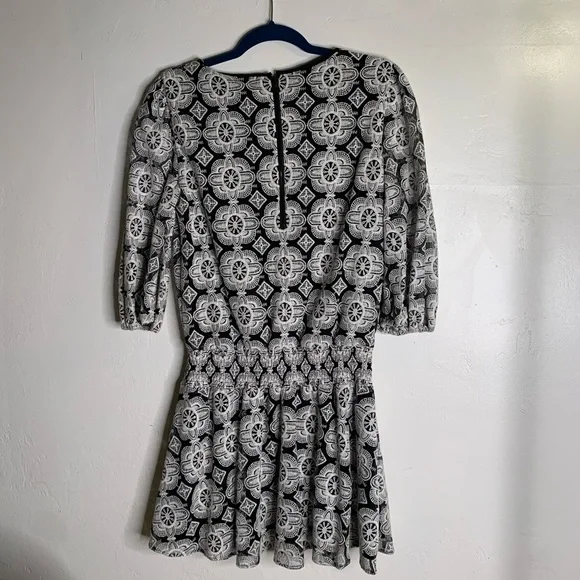 Alice + Olivia Cream & Black Geraldine Dress Size 4 - Picture 2 of 6